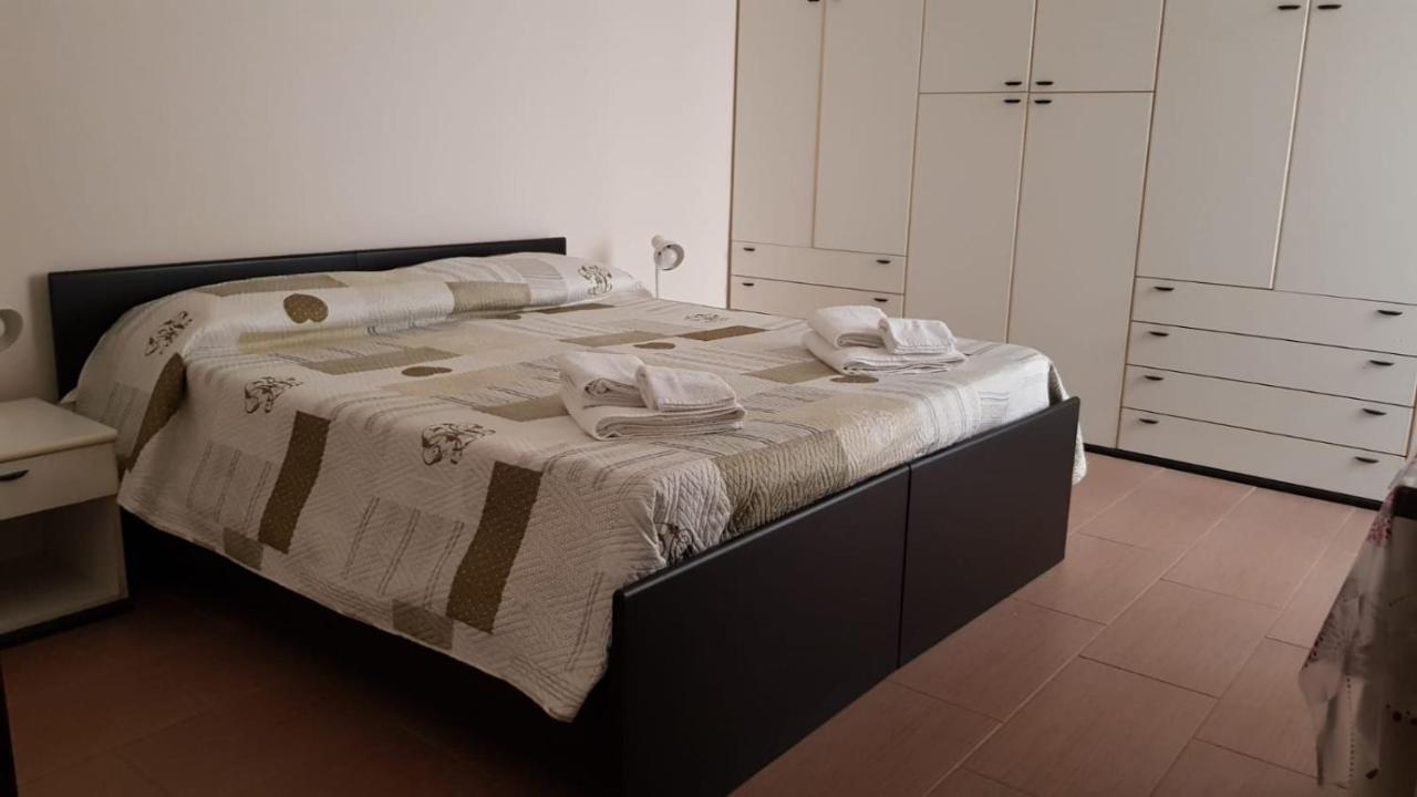 Apartamento A Casa Tua Palermo Exterior foto